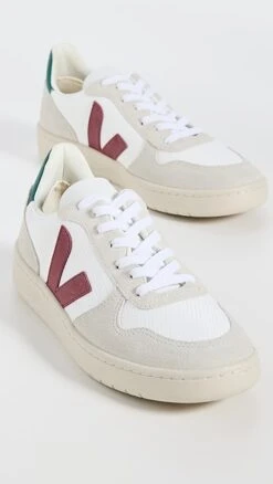 Veja V-10 B-Mesh Sneakers -Shopbop vejaa306111f404 1680819798291 2 0. UX357 QL90