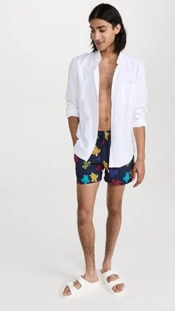 Vilebrequin Moorise 5" Swim Trunks 12 Vilebrequin Moorise 5" Swim Trunks -Shopbop vileb3013172408 1668877040846 2 0. UX357 QL90