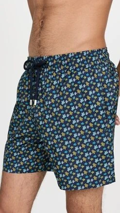 Vilebrequin Mahina 6" Swim Trunks -Shopbop vileb3013672408 1668877052384 2 0. UX357 QL90