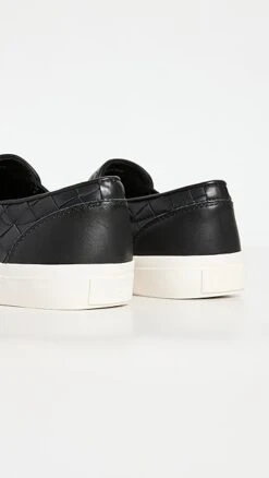 Vince Fletcher 2 Sneakers -Shopbop vince518041071b 1653410258875 2 0. UX357 QL90