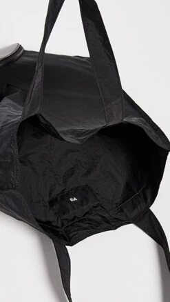 Y-3 Y-3 Pacakble Tote 12 Y-3 Y-3 Pacakble Tote -Shopbop ythre311711071b 1677082757641 2 0. UX357 QL90