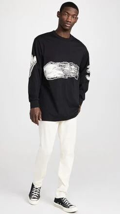 Y-3 Y-3 Graphic Logo Long Sleeve Tee -Shopbop ythre311731071b 1675895252670 2 0. UX357 QL90